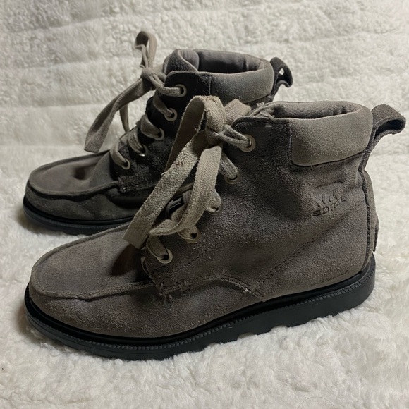 Sorel Youth Madson Moc Toe Waterproof Ankle Boots Boys Gray Suede Laced Size 1 - Picture 6 of 10